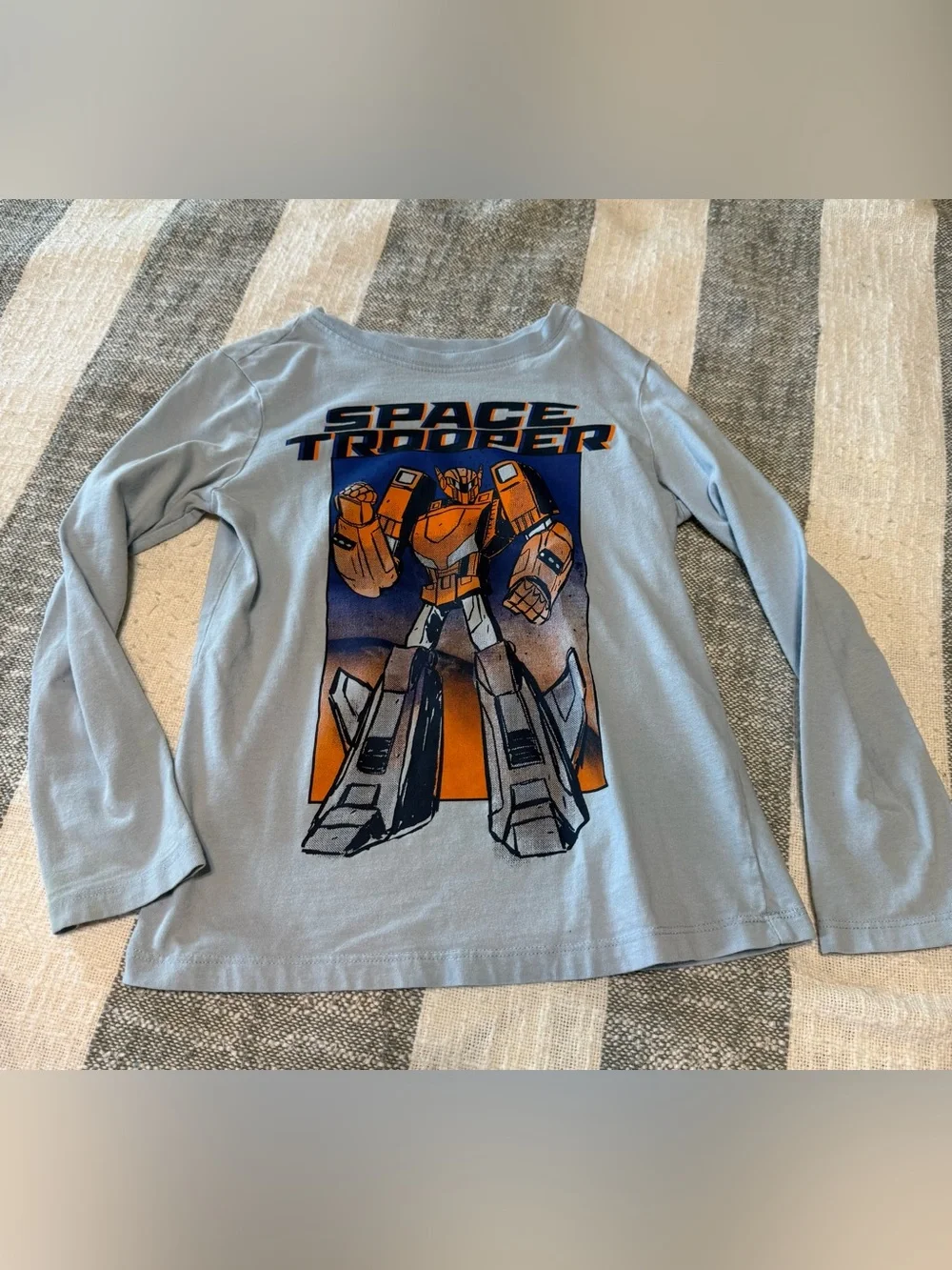 Bundle of 6 Boys SZ 6 Long Sleeve Graphic Tee Shirt 5 are Carters / 1 is Oshkosh